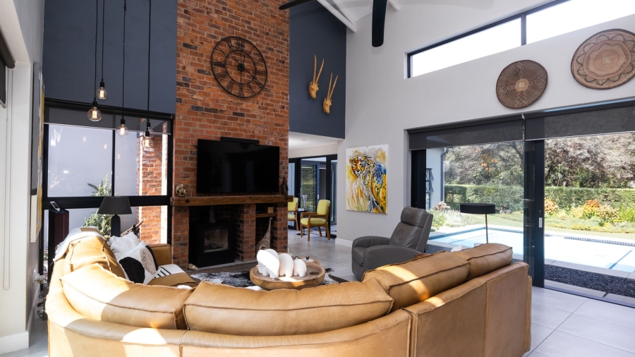 3 Bedroom Property for Sale in The Coves North West